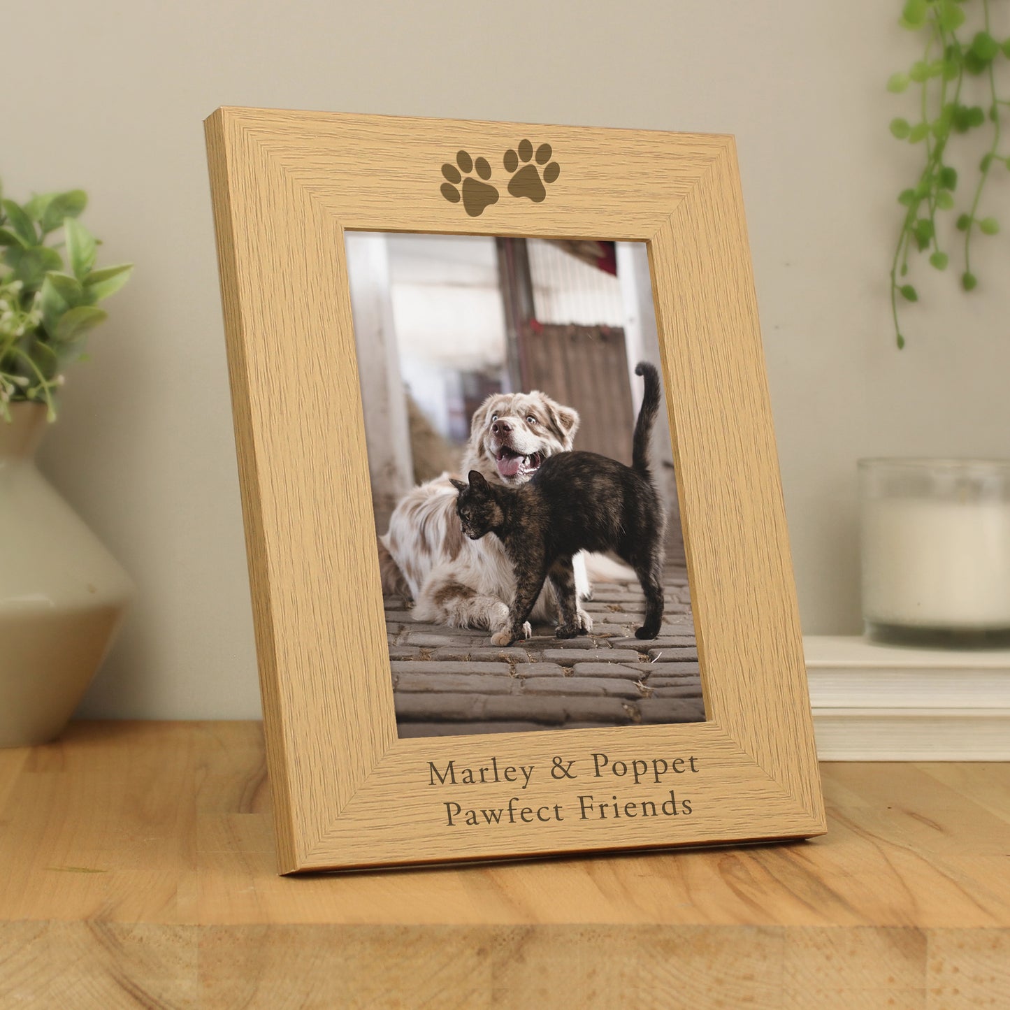 Personalised Paw Prints 5x7 Oak Finish Photo Frame