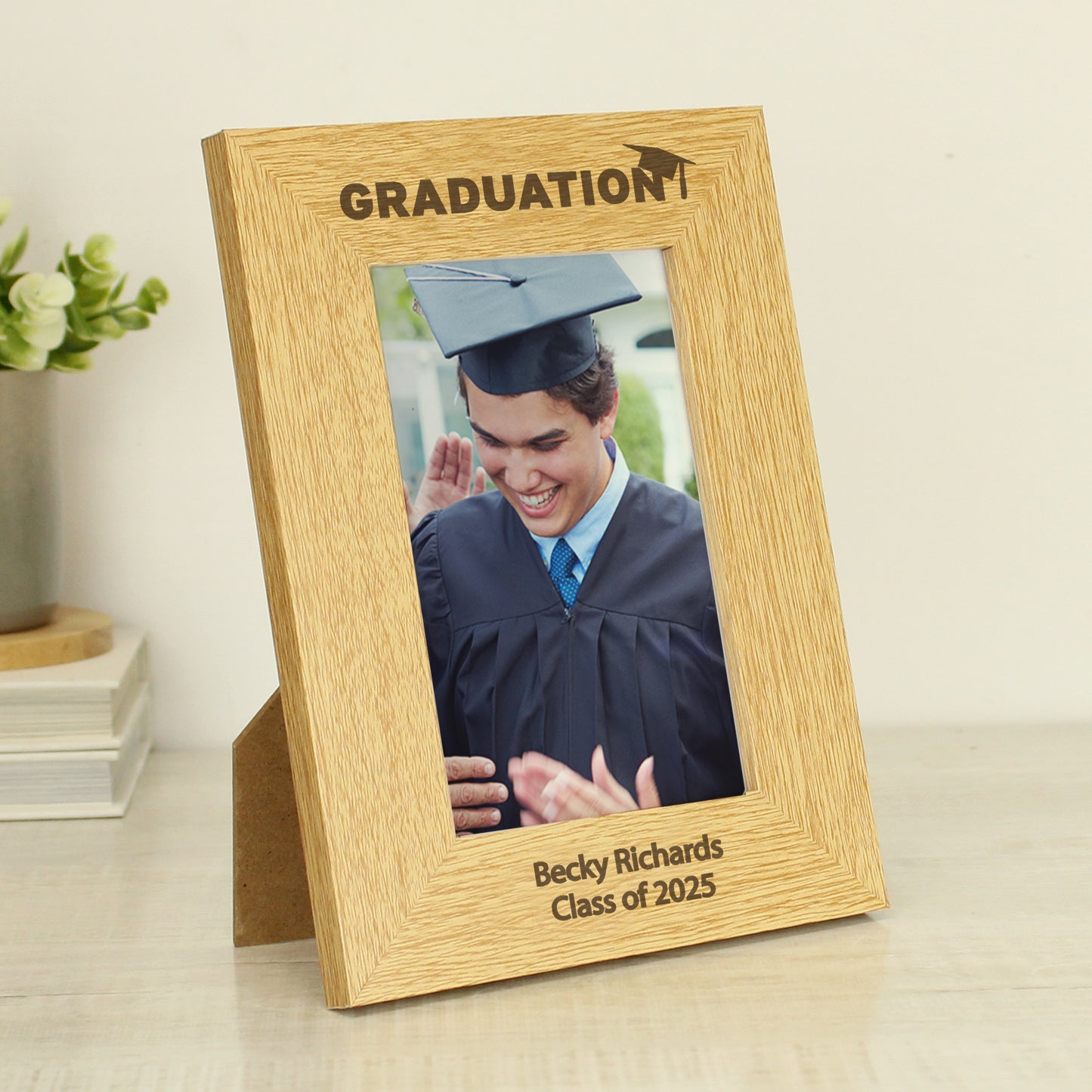 Personalised Graduation 6x4 Oak Finish Photo Frame