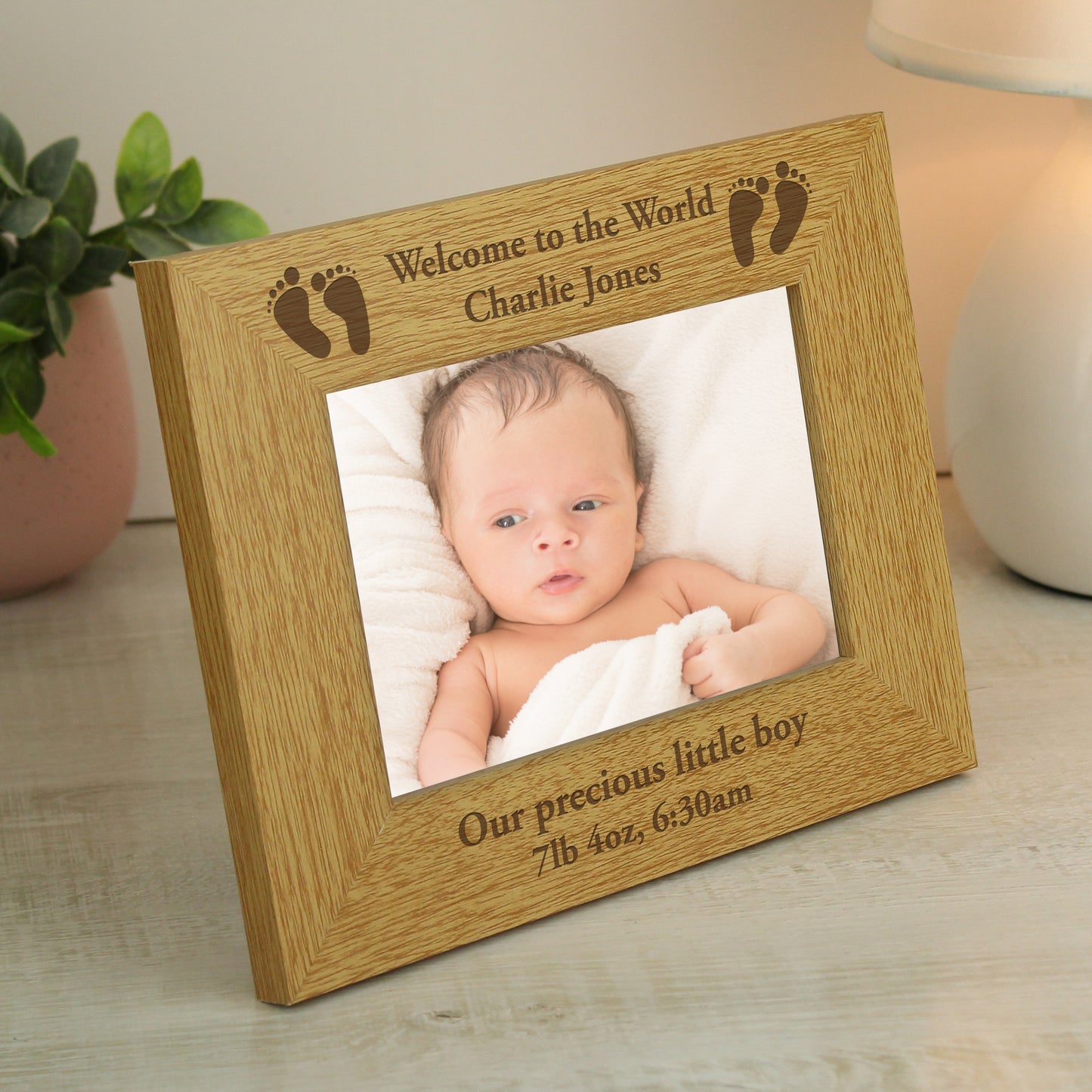 Personalised Oak Finish 6x4 Landscape Baby Footprints Photo Frame